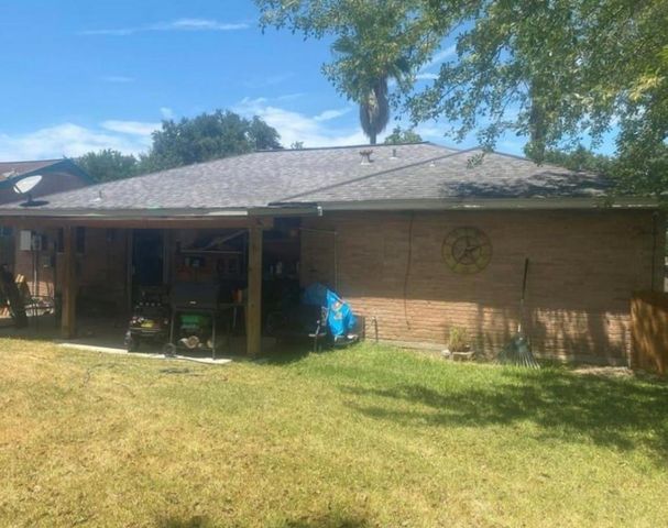 10751 Corona Lane, Houston, TX 77072