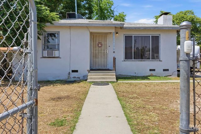 1320 Castaic Avenue, Bakersfield, CA 93308