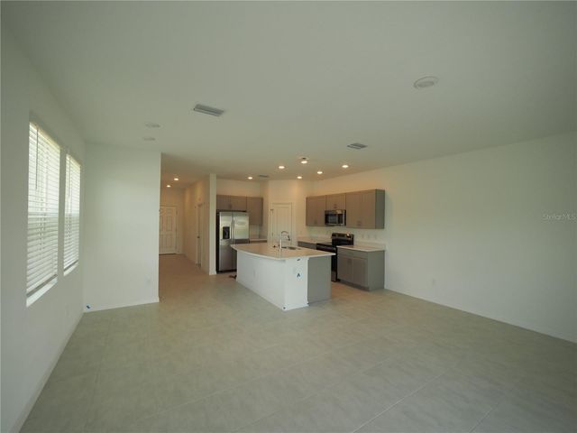 5872 BISCOTTI STREET, Nokomis, FL 34275