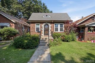 5223 Dewey Avenue, St Louis, MO 63116