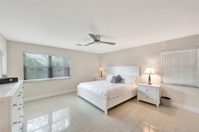 537 E Causeway Boulevard, Vero Beach, FL 32963