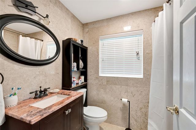 537 E Causeway Boulevard, Vero Beach, FL 32963