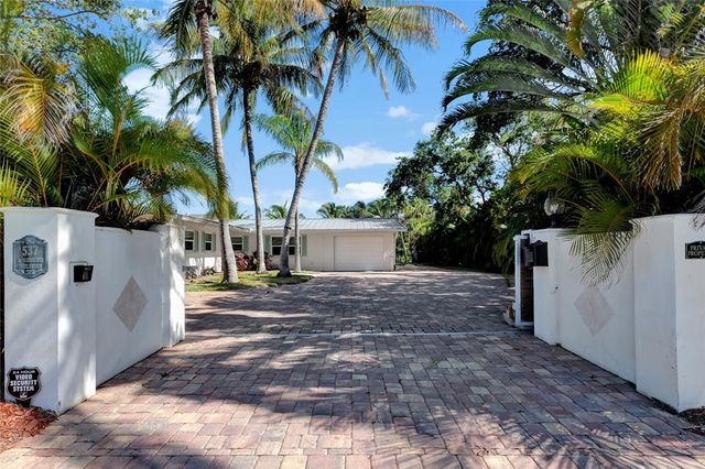 537 E Causeway Boulevard, Vero Beach, FL 32963