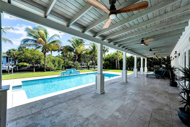 537 E Causeway Boulevard, Vero Beach, FL 32963