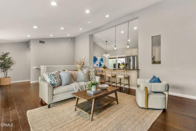 1544 La Loma Road, Pasadena, CA 91105