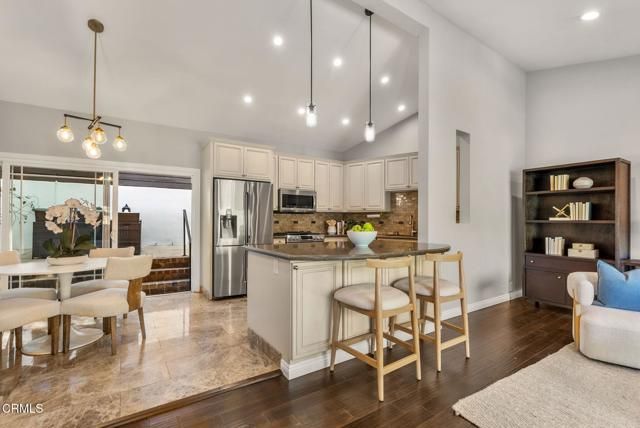 1544 La Loma Road, Pasadena, CA 91105