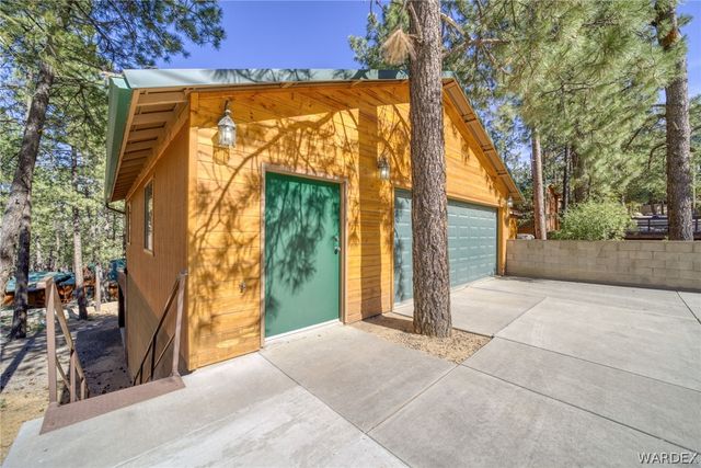 6470 E Crumb Road, Kingman, AZ 86401