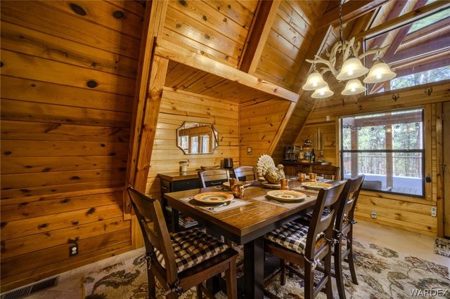 6470 E Crumb Road, Kingman, AZ 86401