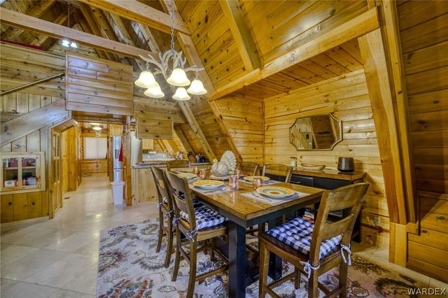 6470 E Crumb Road, Kingman, AZ 86401