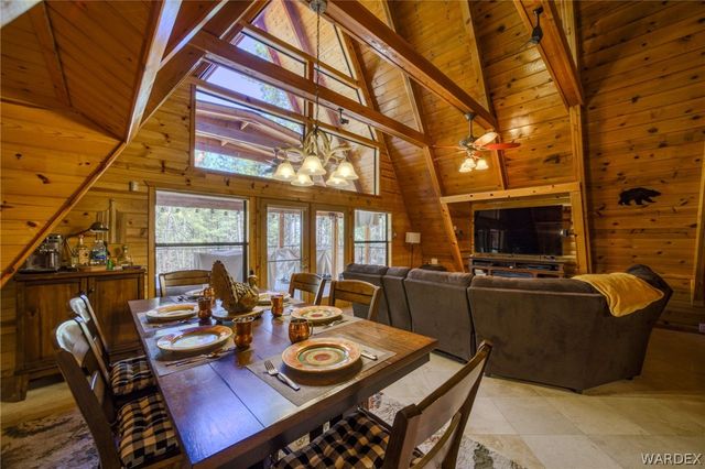 6470 E Crumb Road, Kingman, AZ 86401