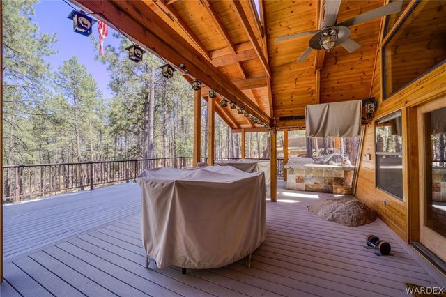 6470 E Crumb Road, Kingman, AZ 86401