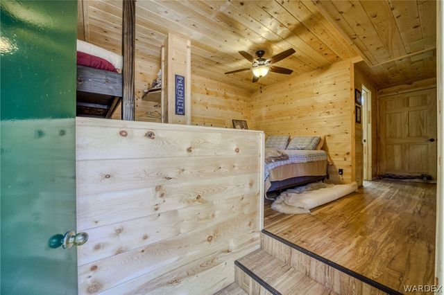 6470 E Crumb Road, Kingman, AZ 86401