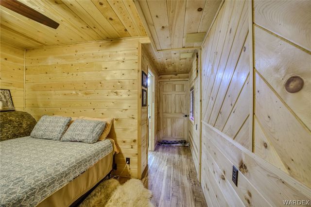 6470 E Crumb Road, Kingman, AZ 86401