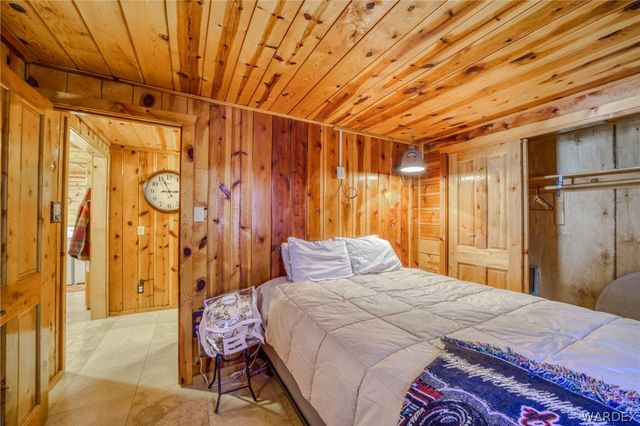 6470 E Crumb Road, Kingman, AZ 86401