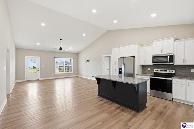 305 Summit Creek Drive, Elizabethtown, KY 42701