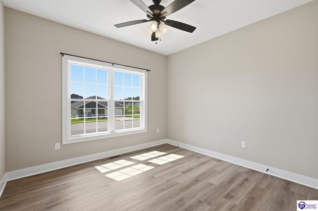 305 Summit Creek Drive, Elizabethtown, KY 42701
