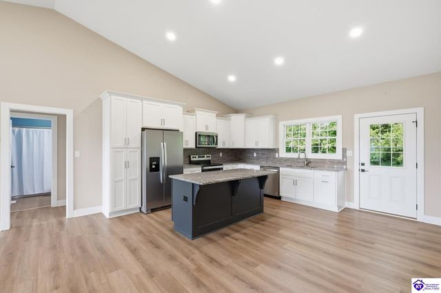 305 Summit Creek Drive, Elizabethtown, KY 42701