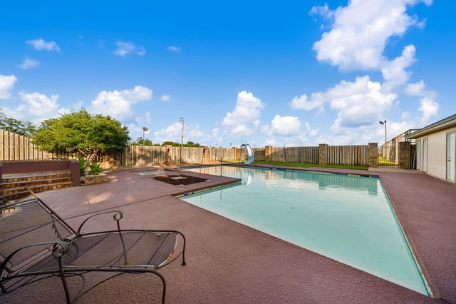 8920 Martin Drive, North Richland Hills, TX 76182