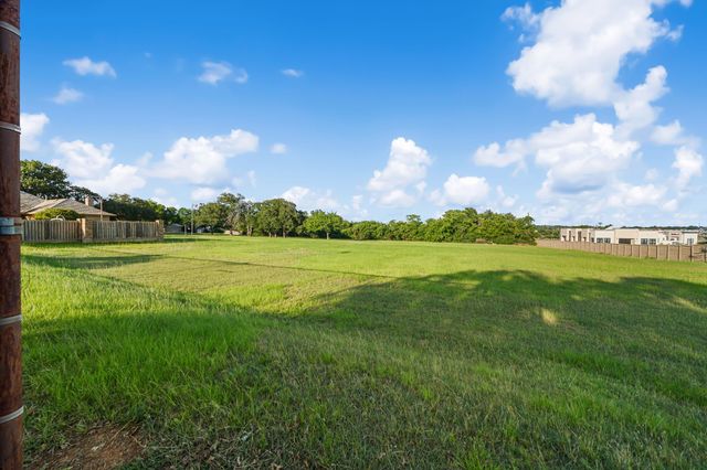 8920 Martin Drive, North Richland Hills, TX 76182