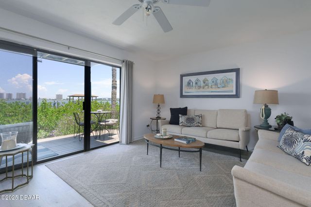 3333 S Ridgewood Ave Apt 9, Port Orange, FL 32129