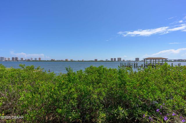 3333 S Ridgewood Ave Apt 9, Port Orange, FL 32129