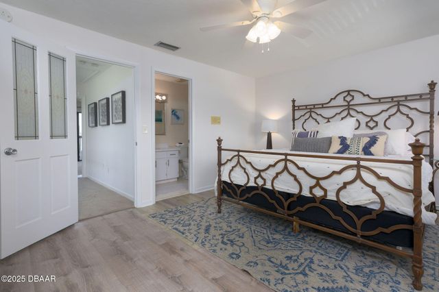 3333 S Ridgewood Ave Apt 9, Port Orange, FL 32129