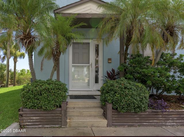 3333 S Ridgewood Ave Apt 9, Port Orange, FL 32129