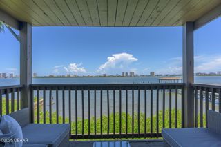 3333 S Ridgewood Ave Apt 9, Port Orange, FL 32129
