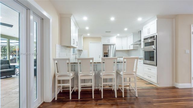 11071 SW 30th Ct, Davie, FL 33328