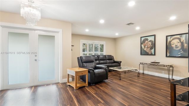 11071 SW 30th Ct, Davie, FL 33328