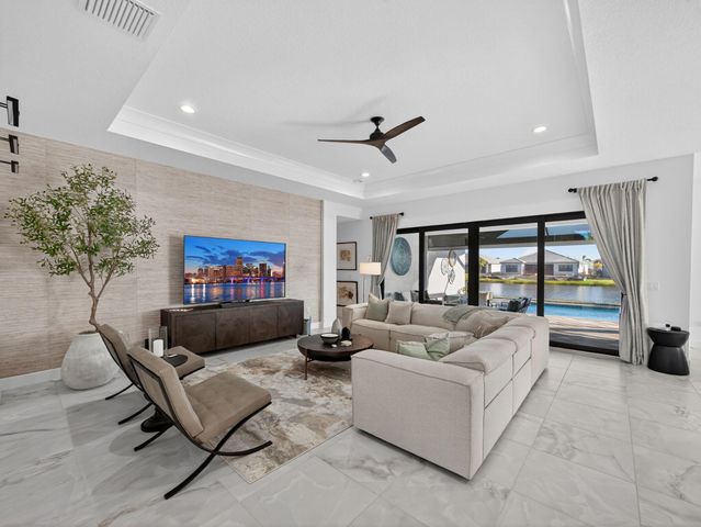 12417 SW Crystal Cove Drive, Port St Lucie, FL 34987