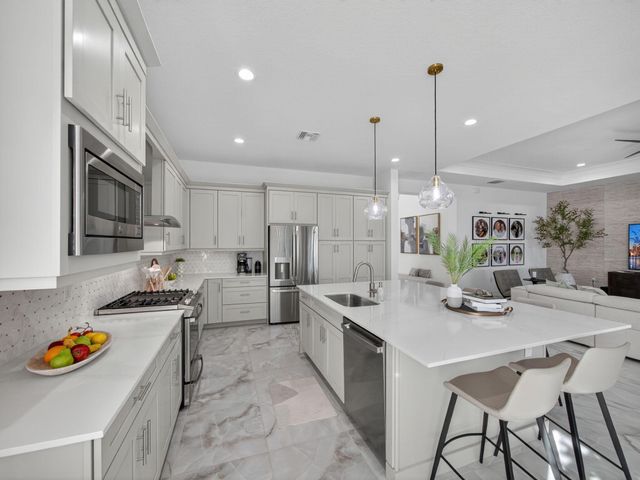 12417 SW Crystal Cove Drive, Port St Lucie, FL 34987