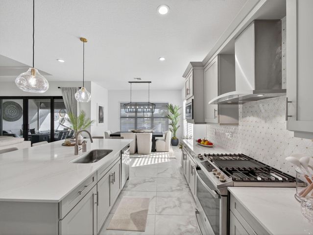 12417 SW Crystal Cove Drive, Port St Lucie, FL 34987