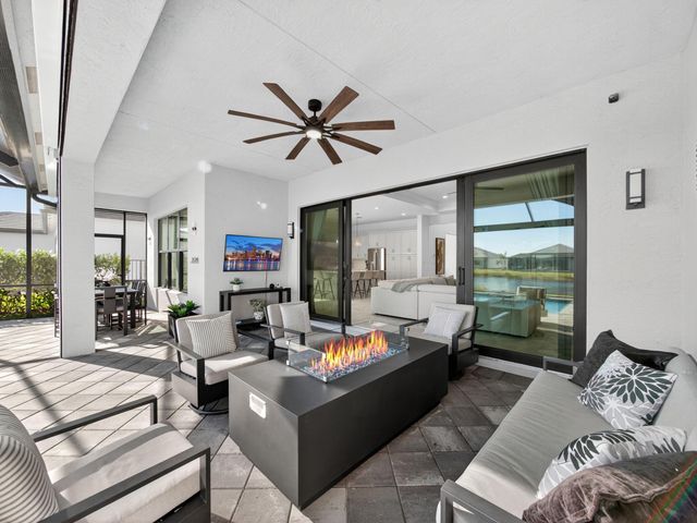 12417 SW Crystal Cove Drive, Port St Lucie, FL 34987