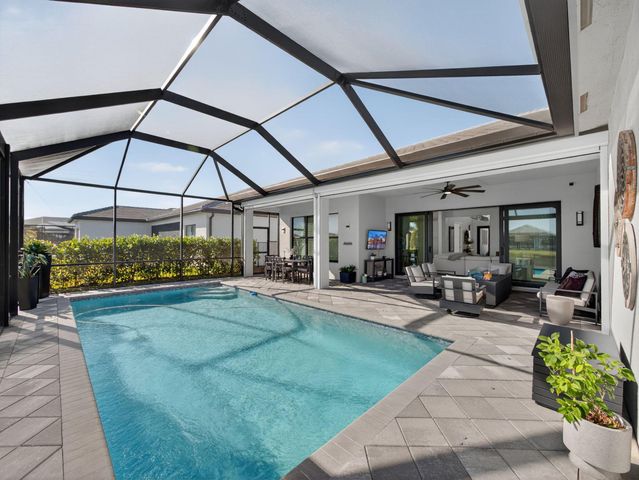 12417 SW Crystal Cove Drive, Port St Lucie, FL 34987