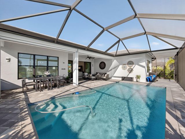 12417 SW Crystal Cove Drive, Port St Lucie, FL 34987