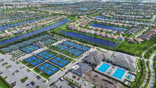 12417 SW Crystal Cove Drive, Port St Lucie, FL 34987