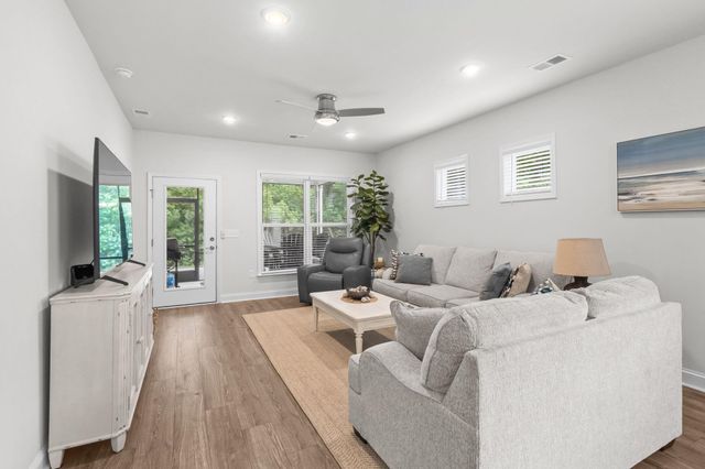 5905 Cremona Dr., Myrtle Beach, SC 29577