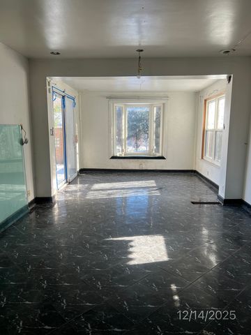 7119 N Keystone Avenue, Lincolnwood, IL 60712