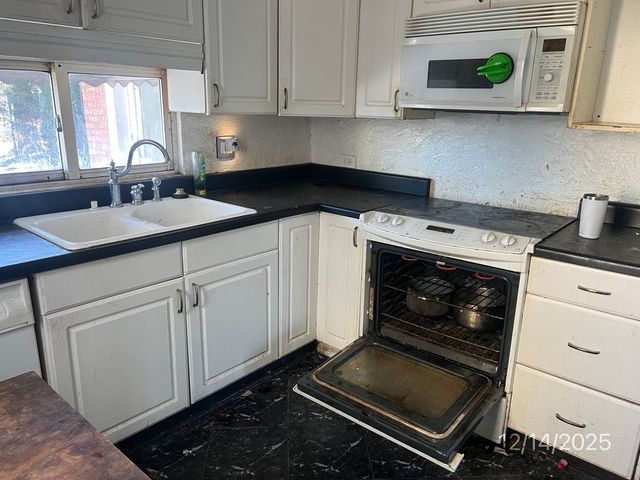 7119 N Keystone Avenue, Lincolnwood, IL 60712