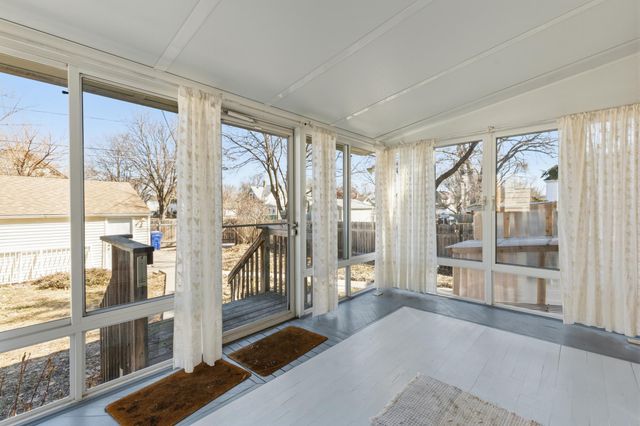 863 Sherburne Avenue, Saint Paul, MN 55104