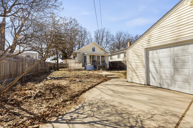 863 Sherburne Avenue, Saint Paul, MN 55104