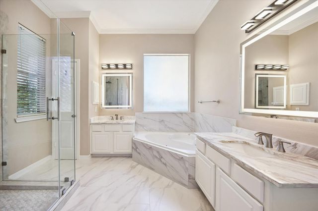 5110 Floyd Street, Houston, TX 77007