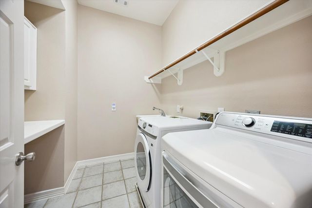 5110 Floyd Street, Houston, TX 77007
