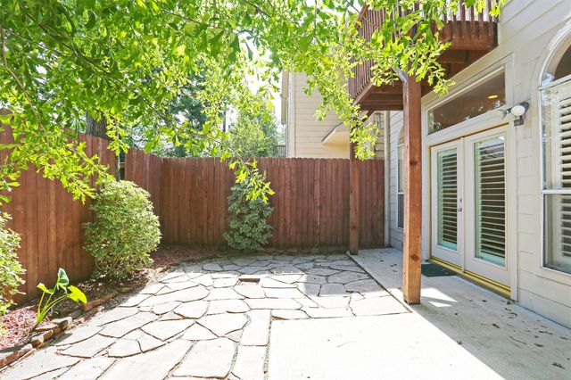 5110 Floyd Street, Houston, TX 77007