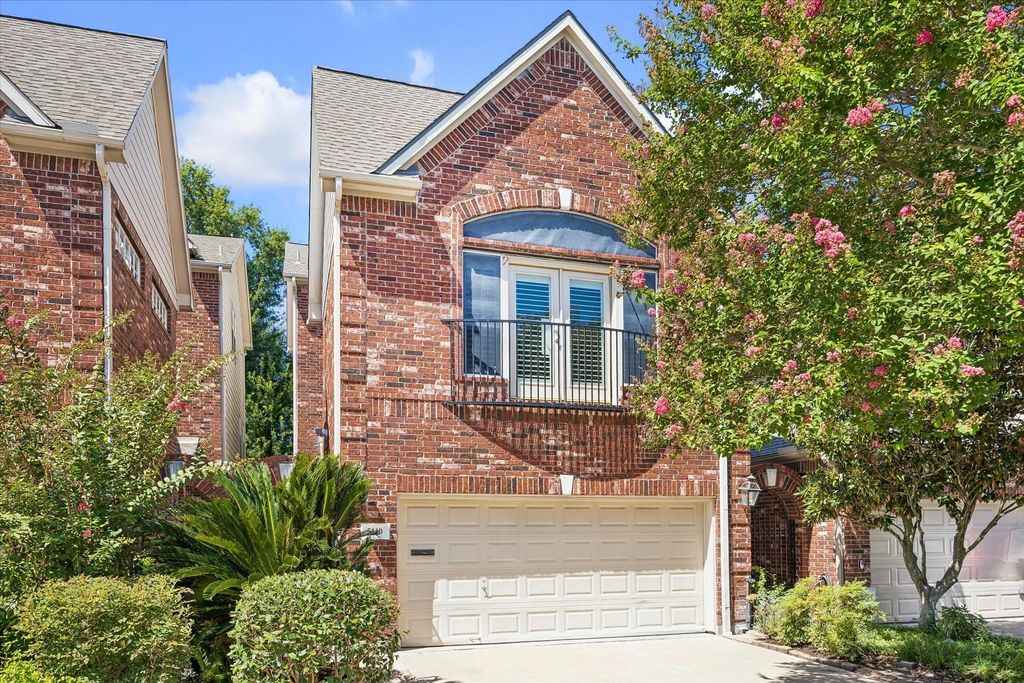 5110 Floyd Street, Houston, TX 77007