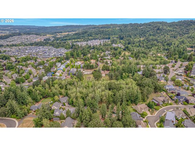 11747 Nw CEDAR FOREST Ln, Portland, OR 97229