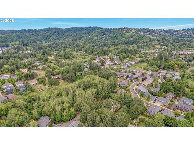 11747 Nw CEDAR FOREST Ln, Portland, OR 97229