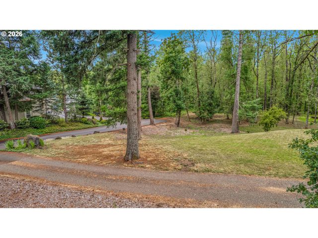 11747 Nw CEDAR FOREST Ln, Portland, OR 97229