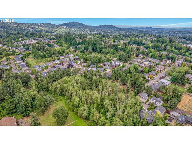 11747 Nw CEDAR FOREST Ln, Portland, OR 97229